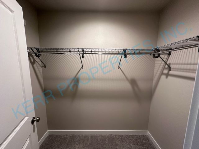 Building Photo - FREE RENT! Spacious 3-Bed Townhouse with 2.5 Baths in Charming Happy Valley!