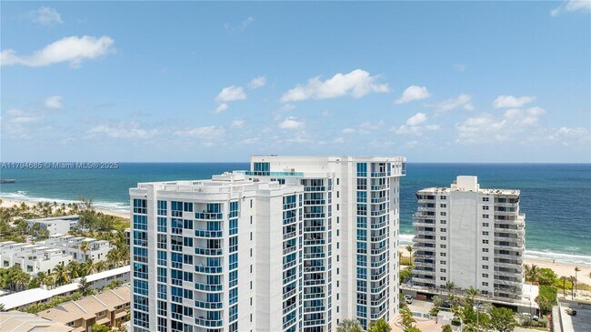 Building Photo - 801 Briny Ave