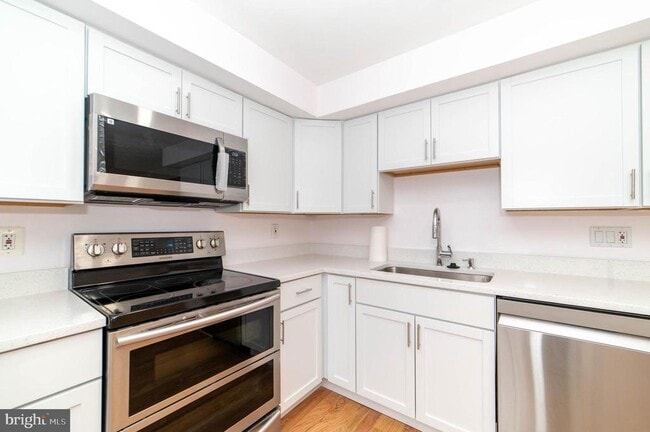 Building Photo - 5569 Caithness Ct