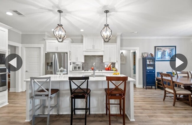 Building Photo - Gorgeous Home in Sherwood