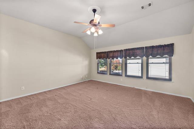 Building Photo - 1518 Lakeview Dr
