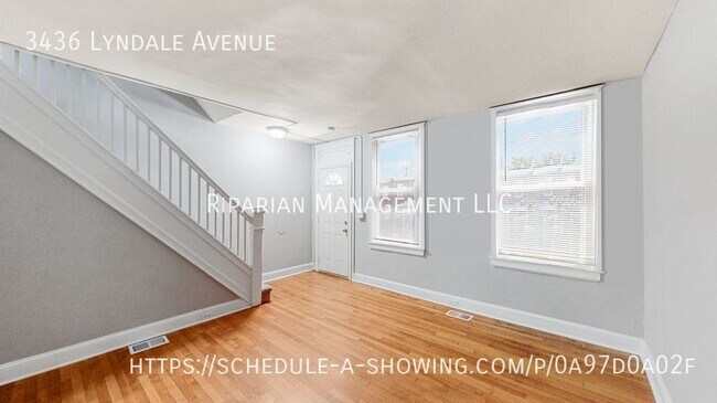 Building Photo - Fully Renovated & Fenced Backyard!