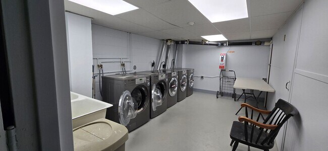 Building Photo - Everything is new! Harvard Sq! Walk to T! Large 1bd with balcony! Parking included!