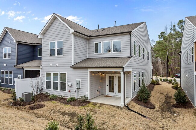 Building Photo - 2561 Legrande Way