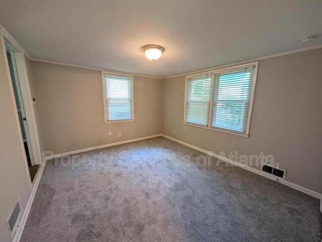 Building Photo - 1061 Homewood Ct