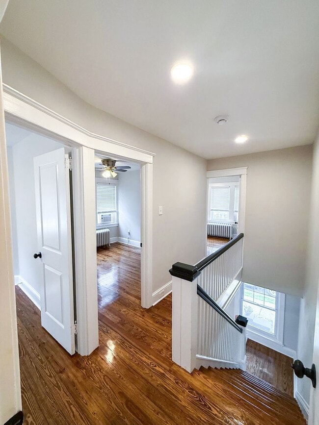 Building Photo - Stunning 3-Bedroom Twin Home in the Heart of Phoenixville! Available NOW!