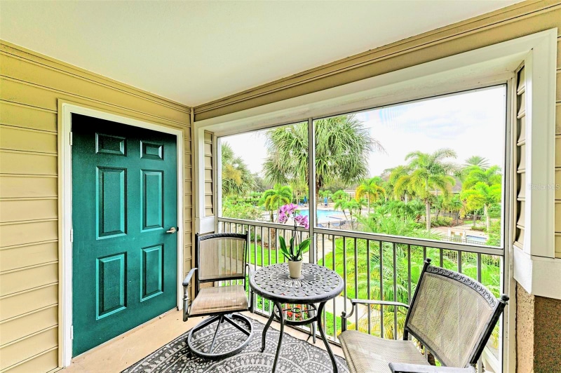 Building Photo - 8926 Manor Loop