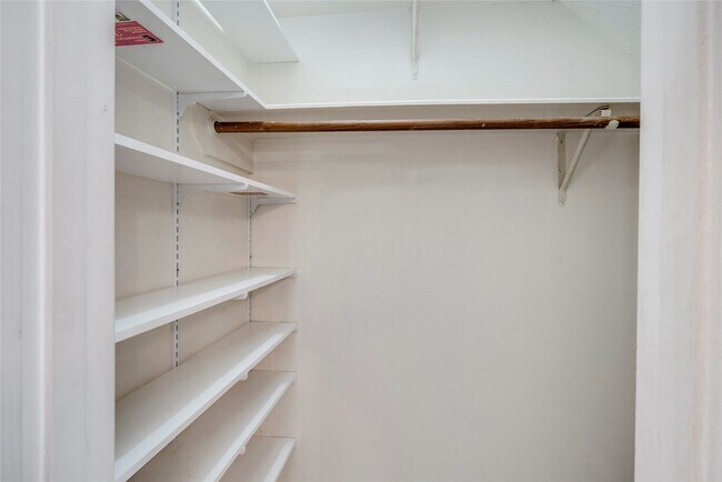 Building Photo - 2910 Grants Lake Blvd