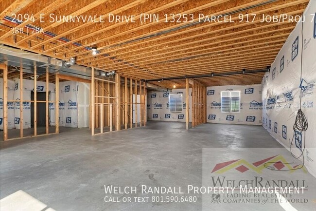 Building Photo - 2094 E Sunnyvale Dr