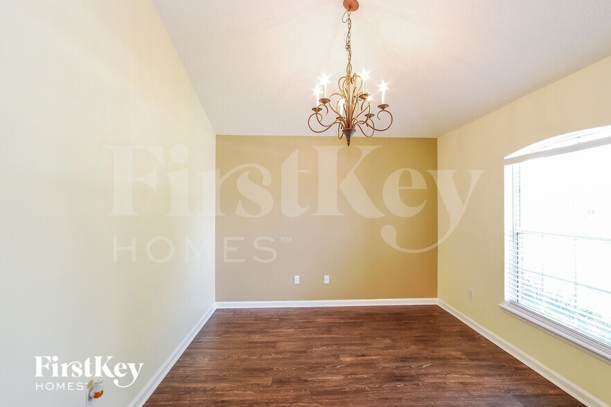 Building Photo - 4013 Whitebark Plantation Dr