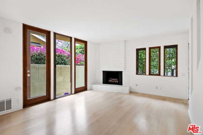 Building Photo - 110 Dudley Ave