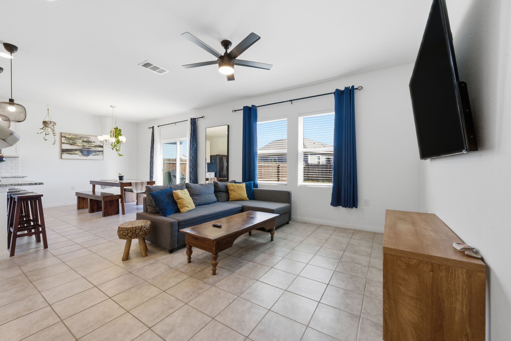 Building Photo - 13011 Tarland St