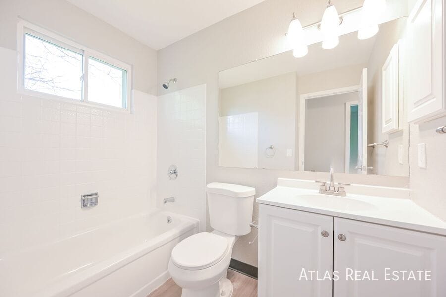 Building Photo - 11403 E Ellsworth Pl