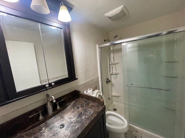 Building Photo - 808 Willard St