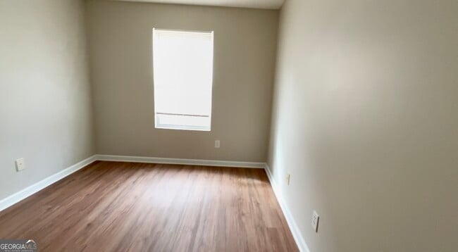 Building Photo - 8570 Oakley Cir