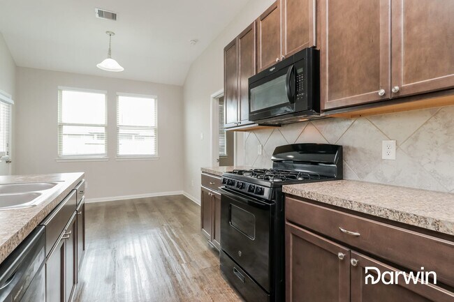 Building Photo - 7439 Wheatley Gardens Dr