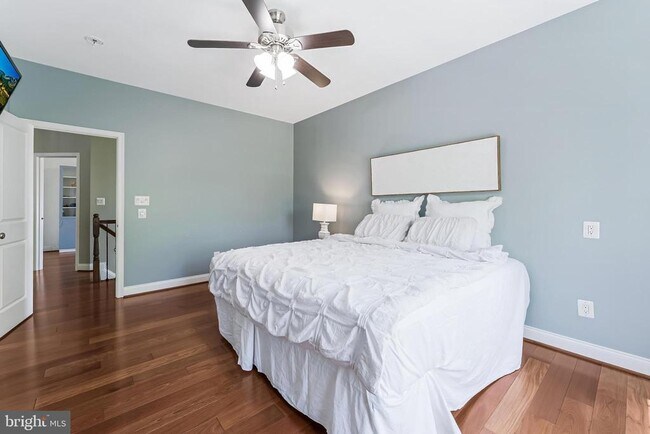 Building Photo - 22507 Bowens Wharf Pl