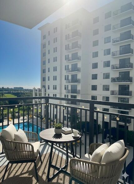 Primary Photo - 101 E Camino Real