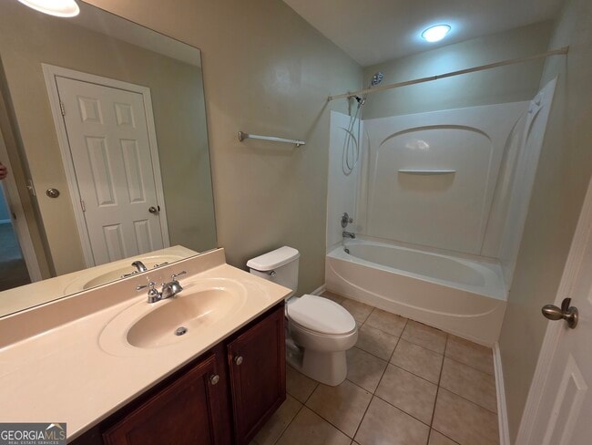 Building Photo - 46 Brookview Dr