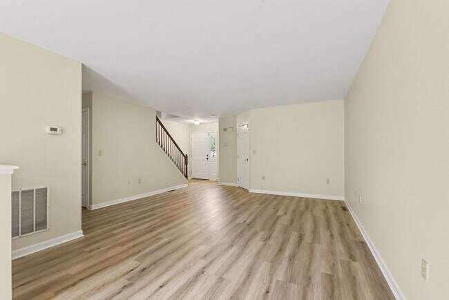 Building Photo - 7225 Capital Dr