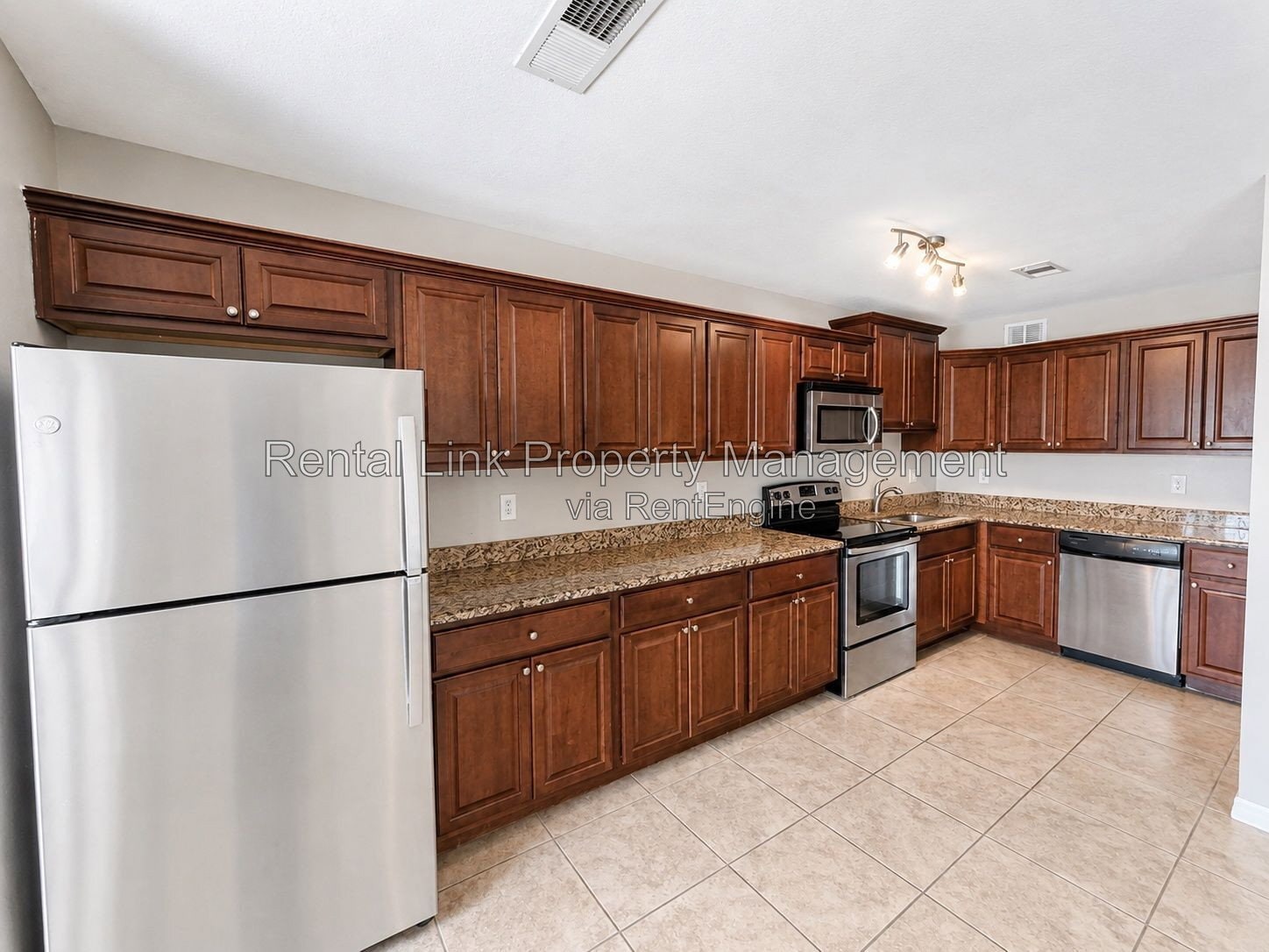 Building Photo - 4728 Beach Dr SE