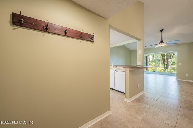 Building Photo - 111 Cranes Lake Dr