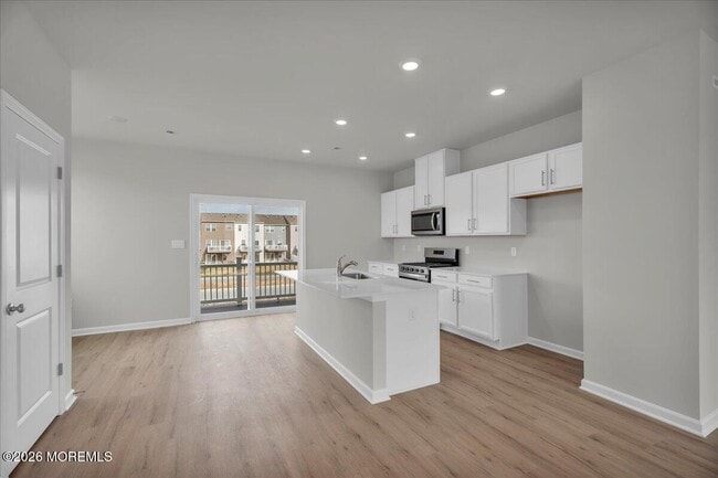 Building Photo - 216 Sandy Rdg Rd