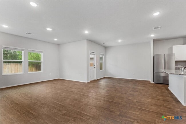 Building Photo - 13508 Tai Londo Dr