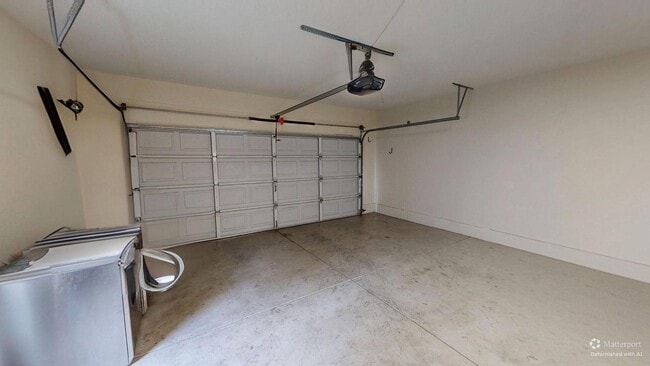 Building Photo - Nicely updated 2x2 Santa Rosa Home