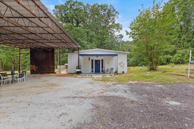 Building Photo - 137 Odith Rd