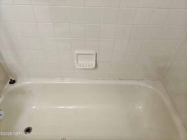 Building Photo - 1314 Cutlass Rd