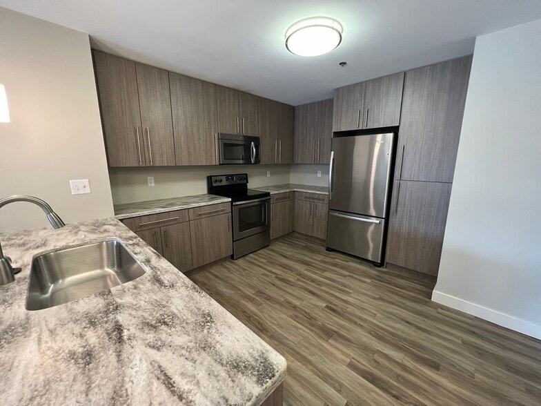 Interior Photo - Seneca Way