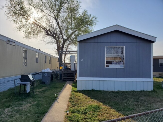 Building Photo - 2504 SW Jefferson Ave