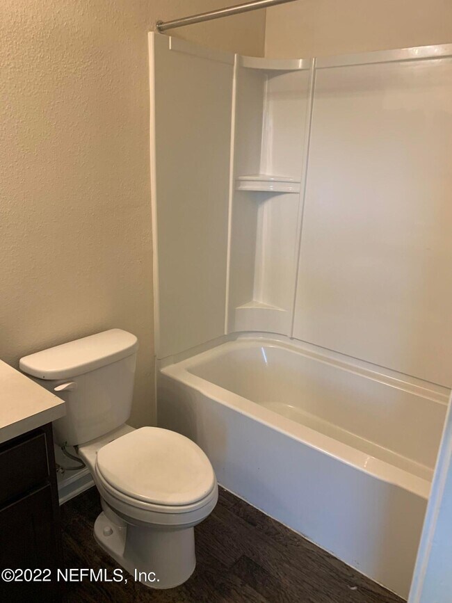 Building Photo - 8023 Echo Springs Rd