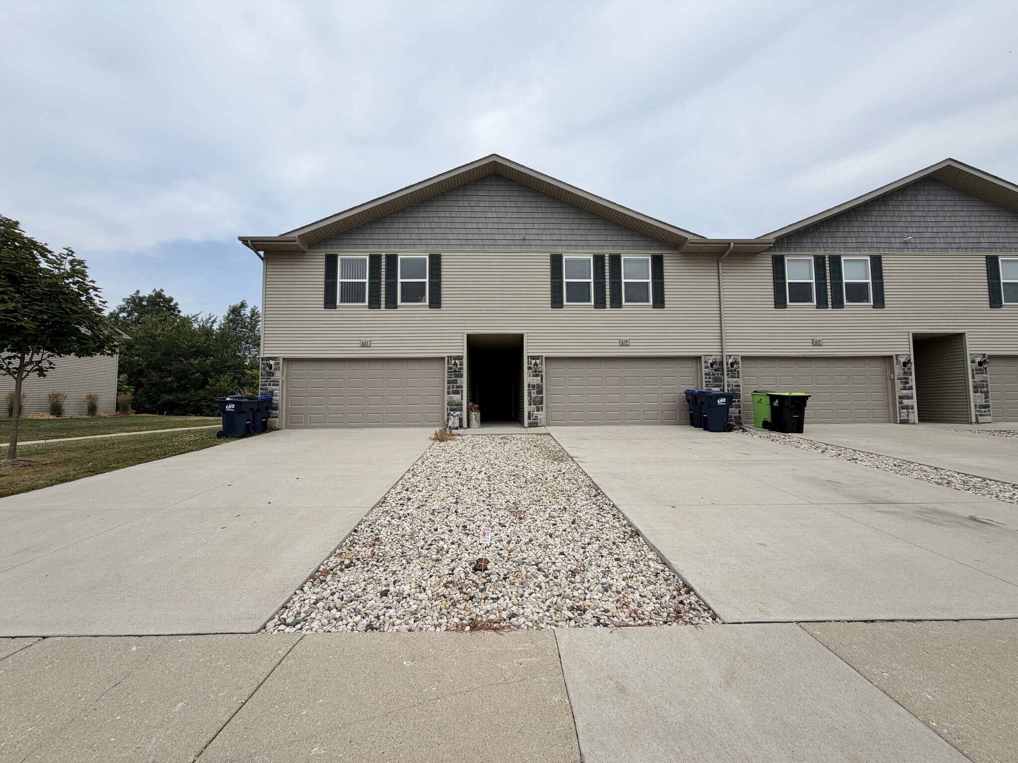 Building Photo - 619 McKay Way