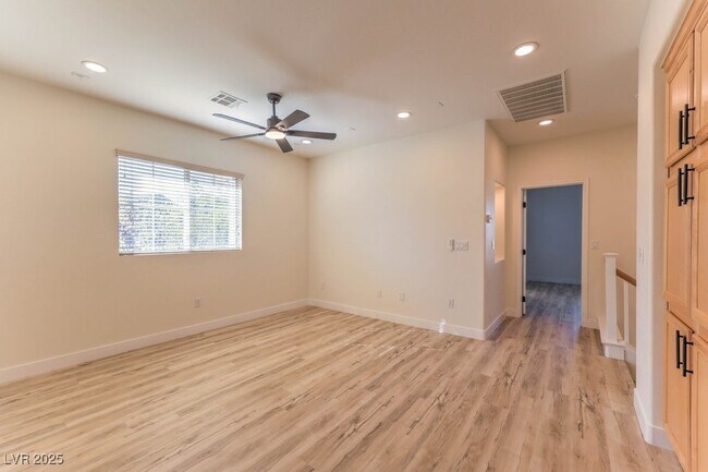 Building Photo - 11489 Belmont Lake Dr