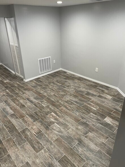 Living Room - 1518 E 72nd St