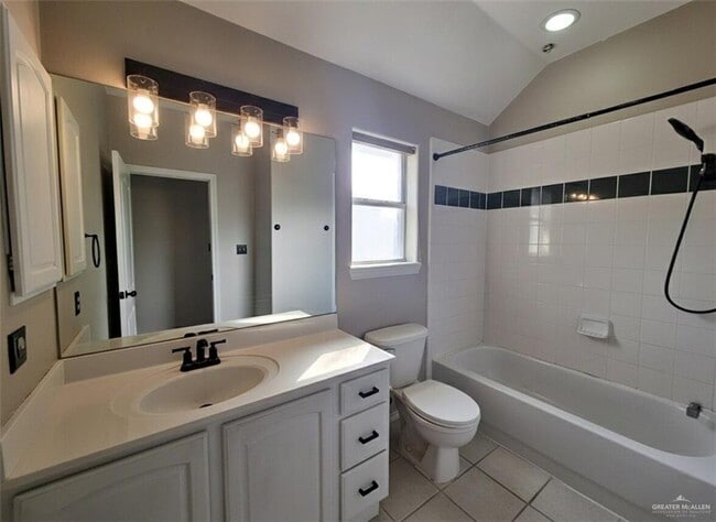 Building Photo - 26 Wisteria Dr