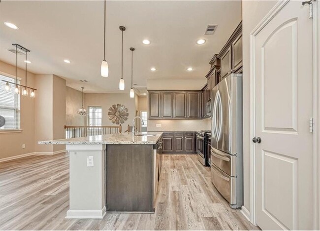 Building Photo - 123 Mimosa Silk Ct