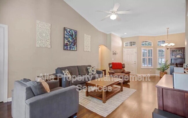 Building Photo - 701 Lake Stone Cir