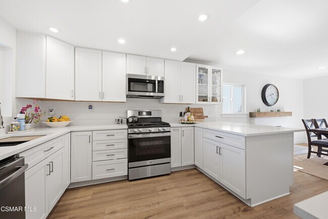 Building Photo - 5841 Cape Horn Dr