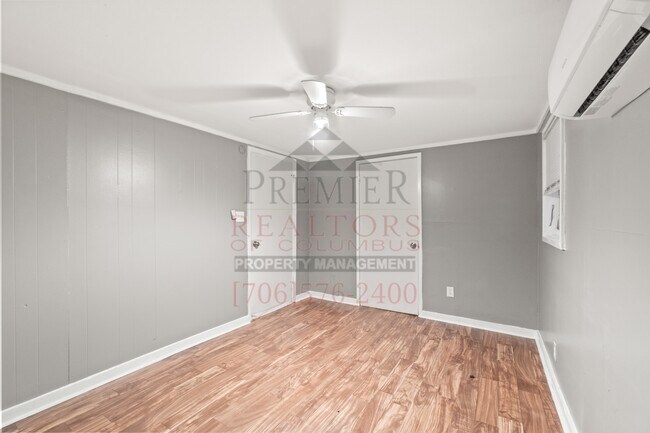 Building Photo - 617 32nd St