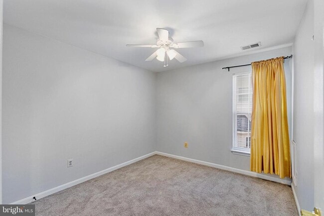 Building Photo - 44141 Merrywood Ct