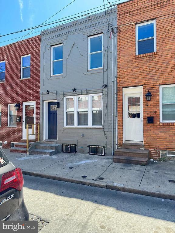 Building Photo - 912 Cantrell St