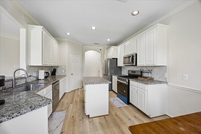 Building Photo - 1810 Freedom Tree Ct