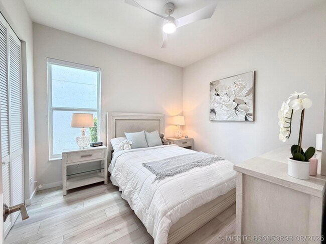 Building Photo - 5725 Via De La Plata Cir