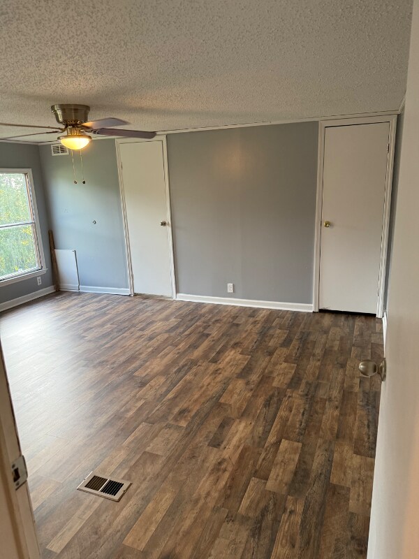Building Photo - 12075 Central Pike