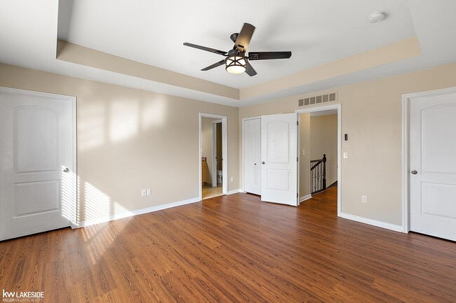 Building Photo - 46267 Terrace Dr