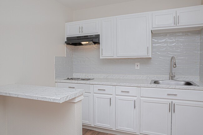 Building Photo - 101 S Allen-Genoa Rd