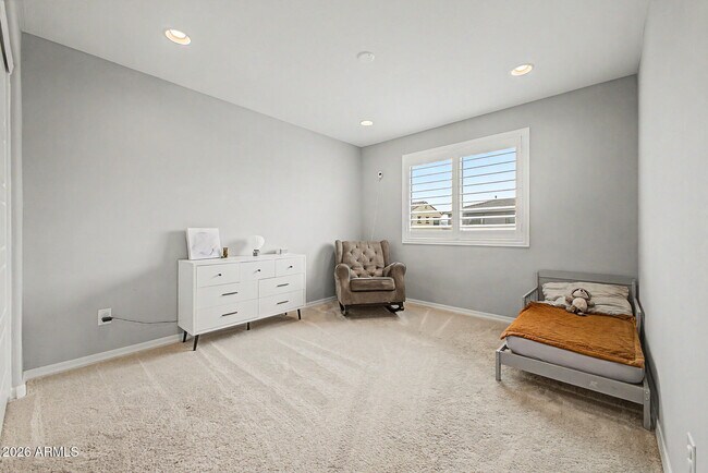 Building Photo - 5819 N 88th Ln